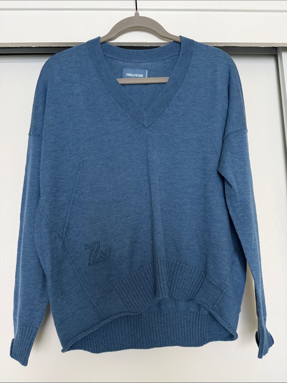 Zadig & Voltaire Women's cashmere 
Slate Blue V-Neck Pullover Sweater